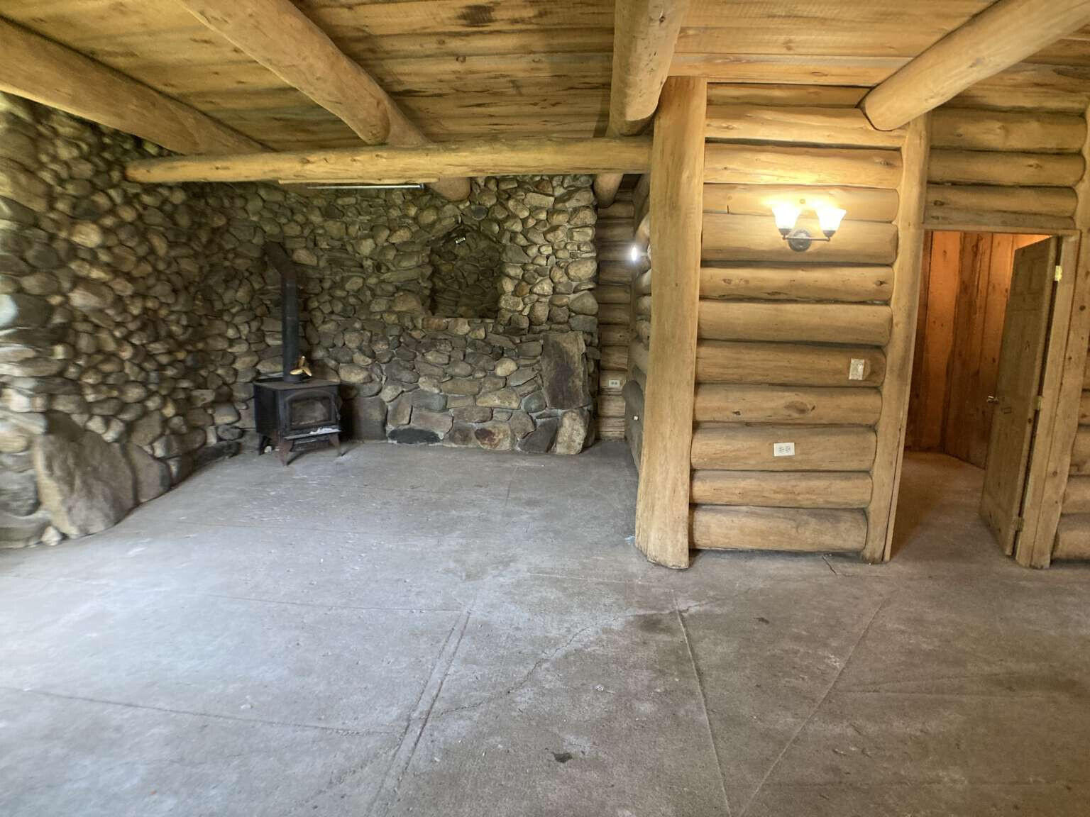 88 Hanson Road China ME 04358