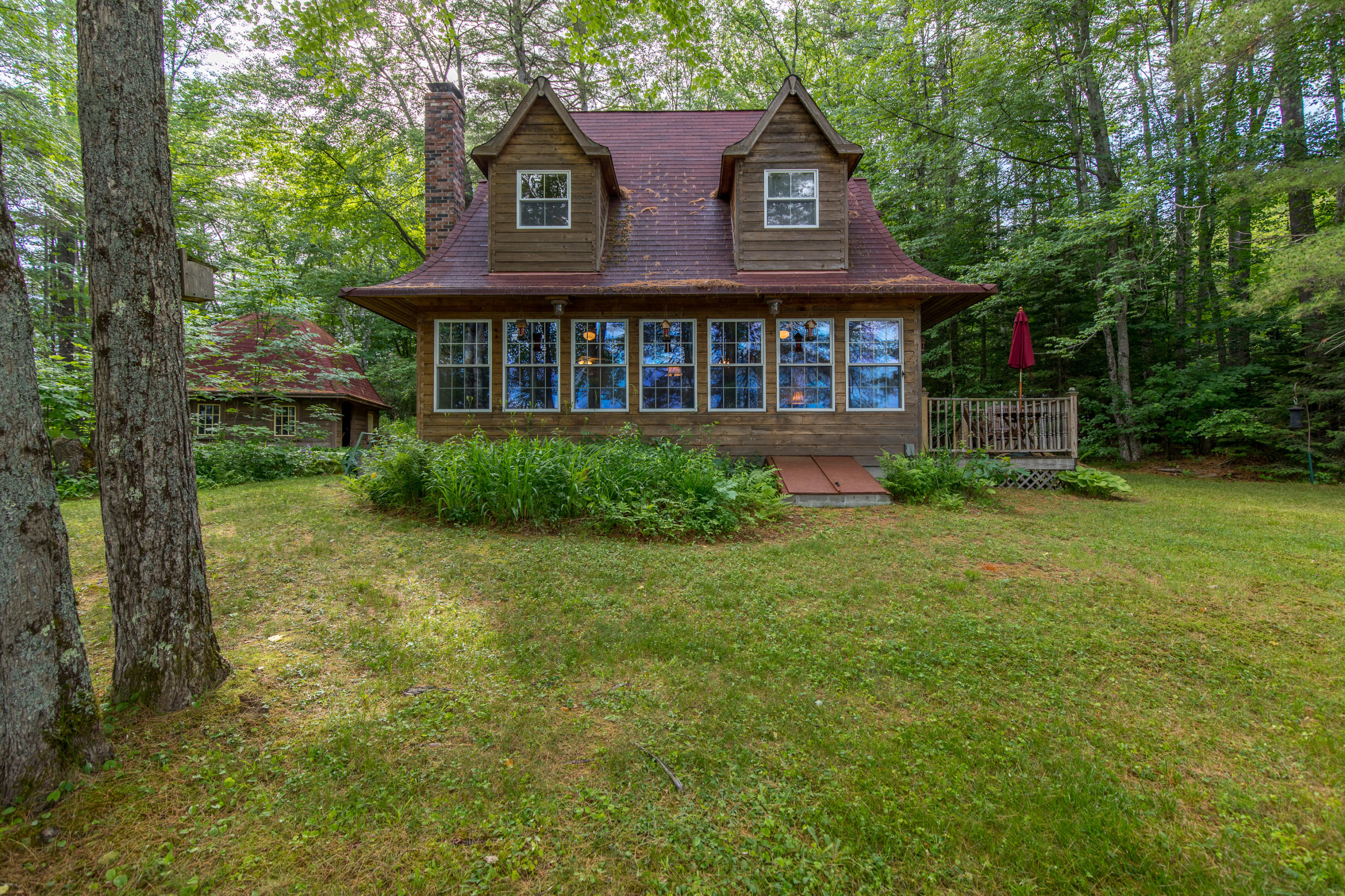 20 Muskrat Way Norway ME 04268