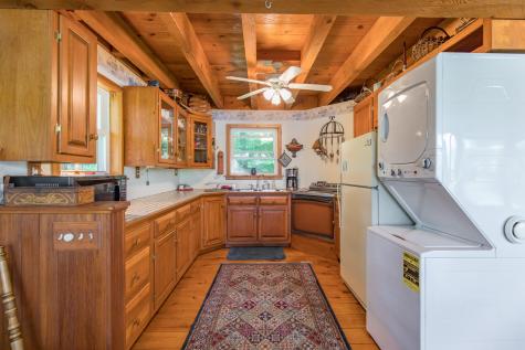 20 Muskrat Way Norway ME 04268