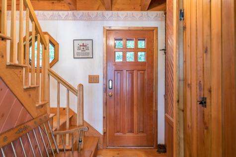 20 Muskrat Way Norway ME 04268