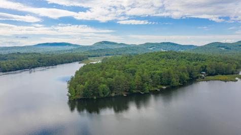 20 Muskrat Way Norway ME 04268
