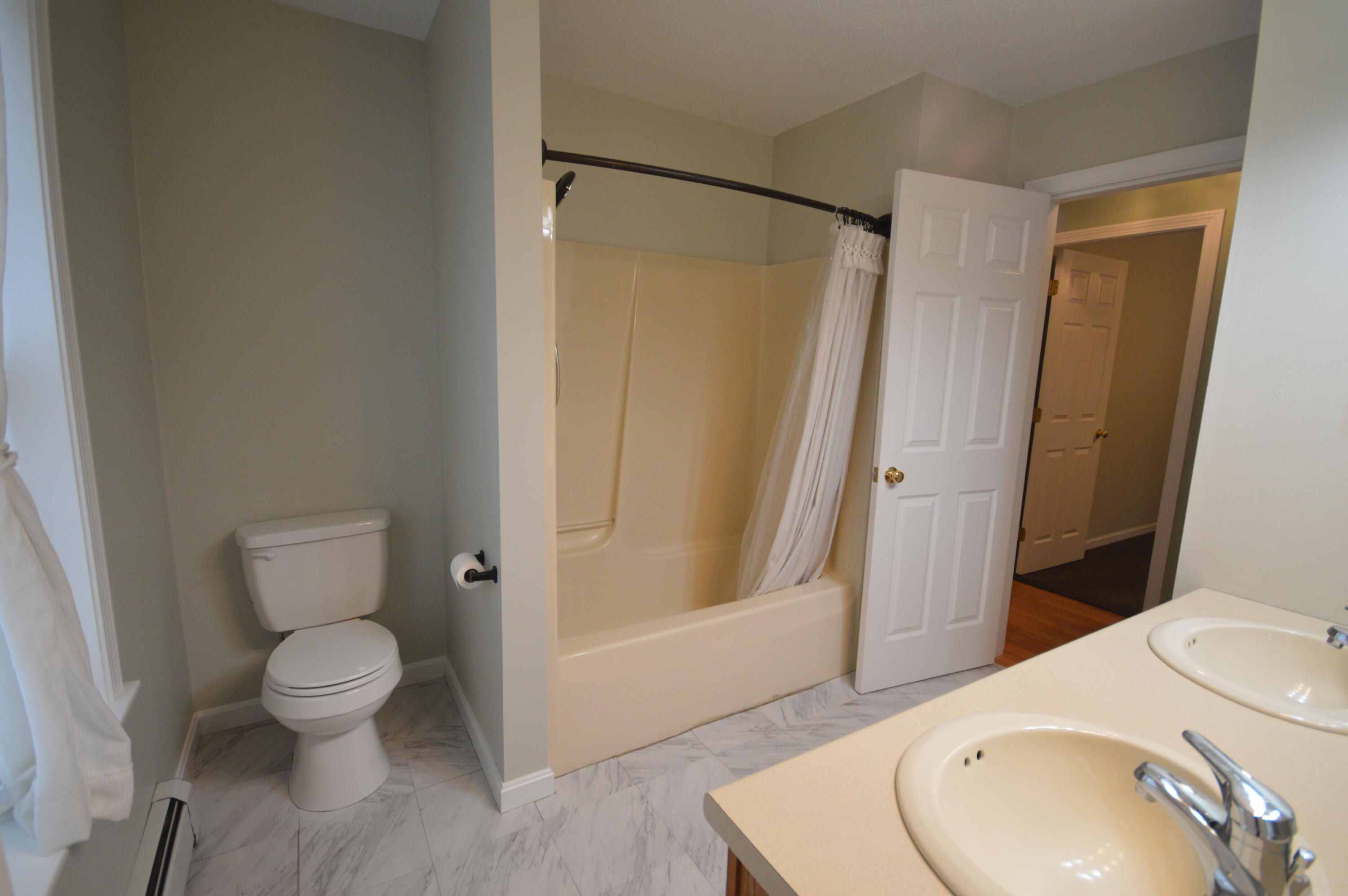 26 Country Way Brewer ME 04412