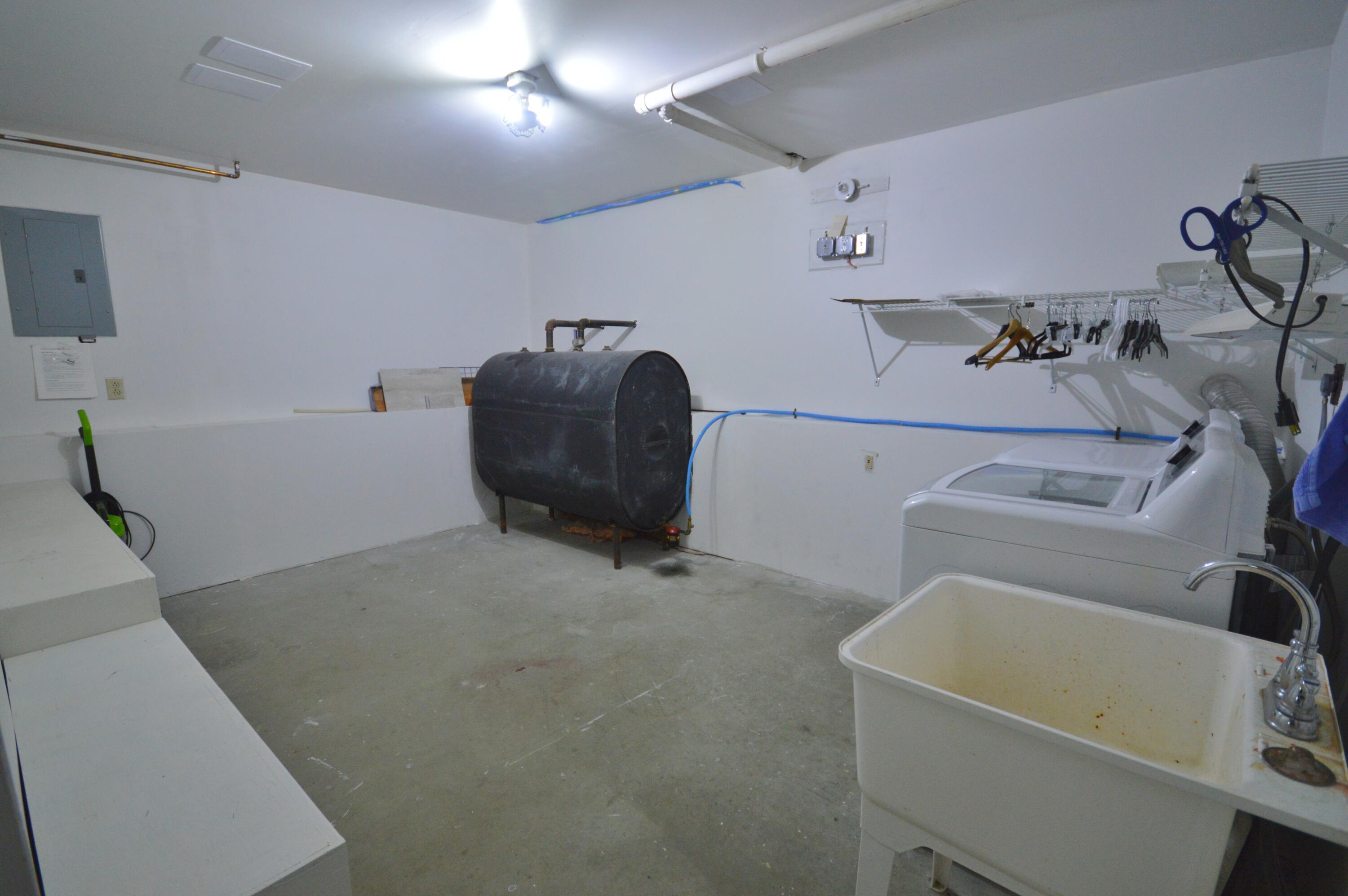 26 Country Way Brewer ME 04412