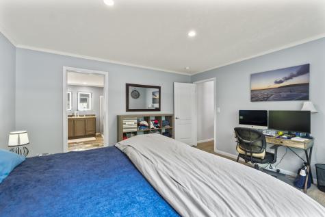 2196 Sanford Road Wells ME 04090