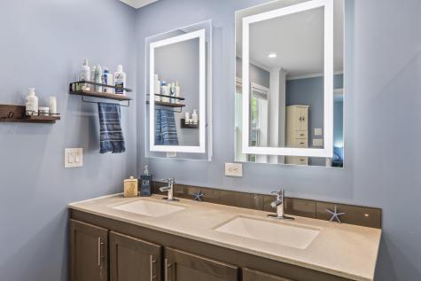 2196 Sanford Road Wells ME 04090