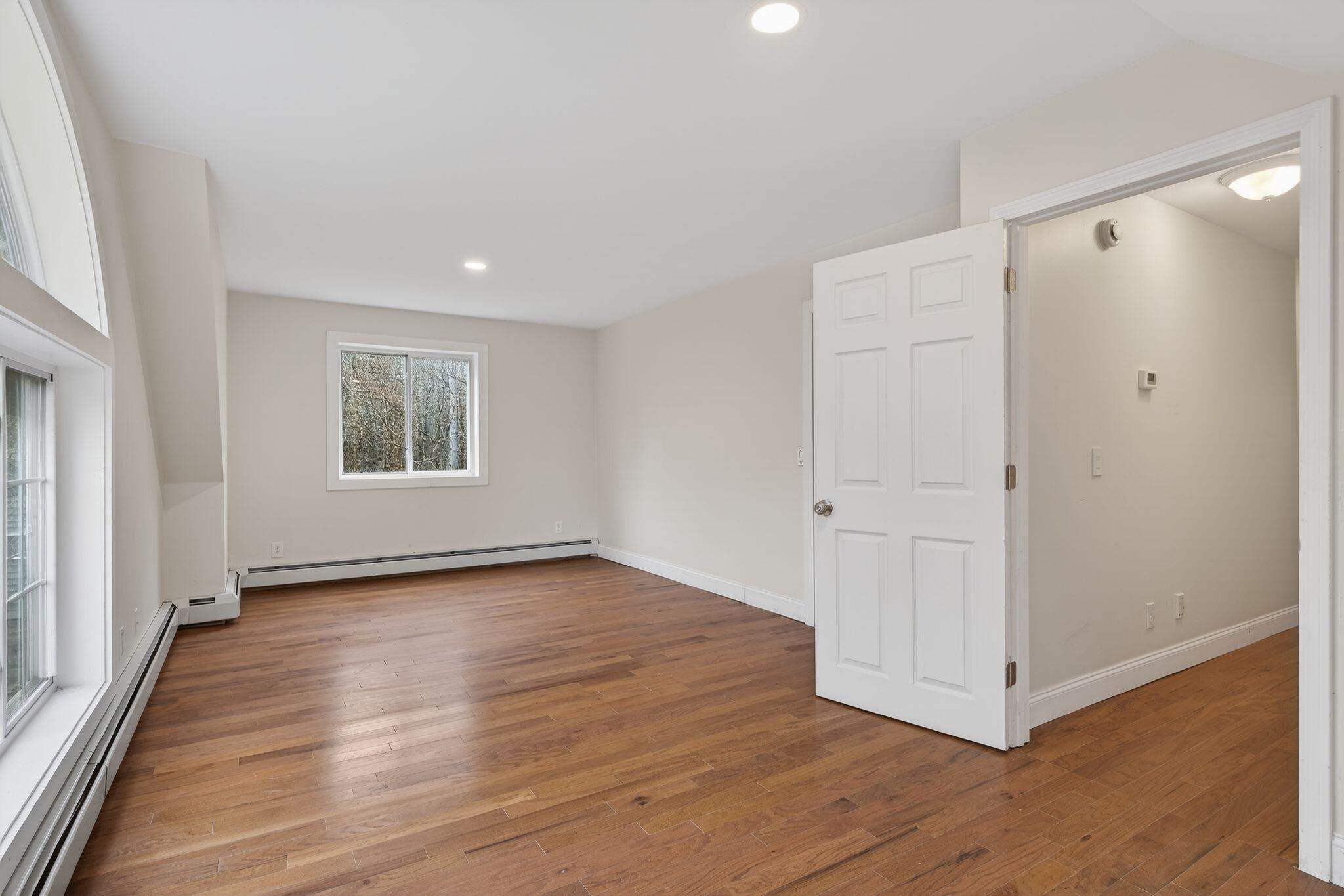 27 Bradford Road Wiscasset ME 04578