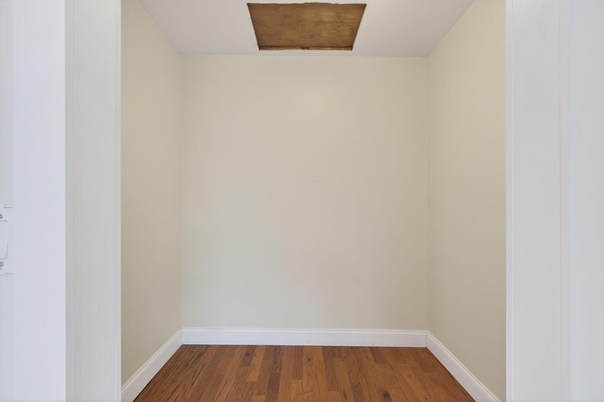 27 Bradford Road Wiscasset ME 04578