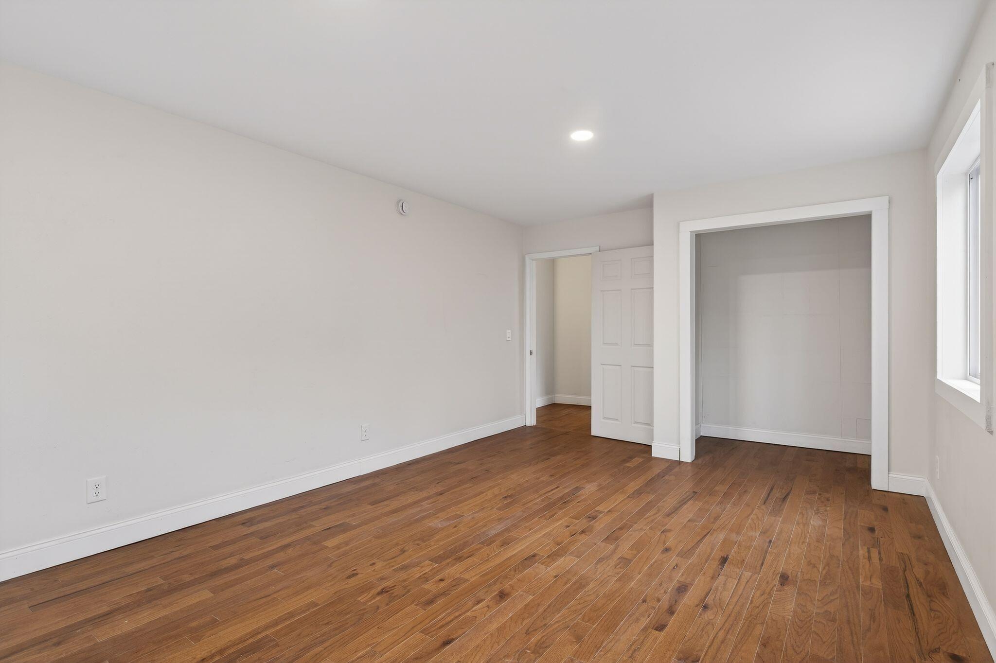 27 Bradford Road Wiscasset ME 04578