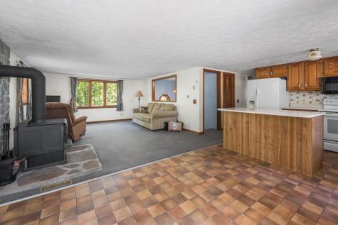 51 Josiah Norton Road York ME 03902