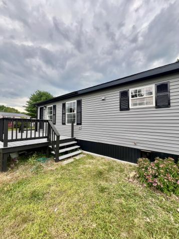 10 Circle Drive Lewiston ME 04240