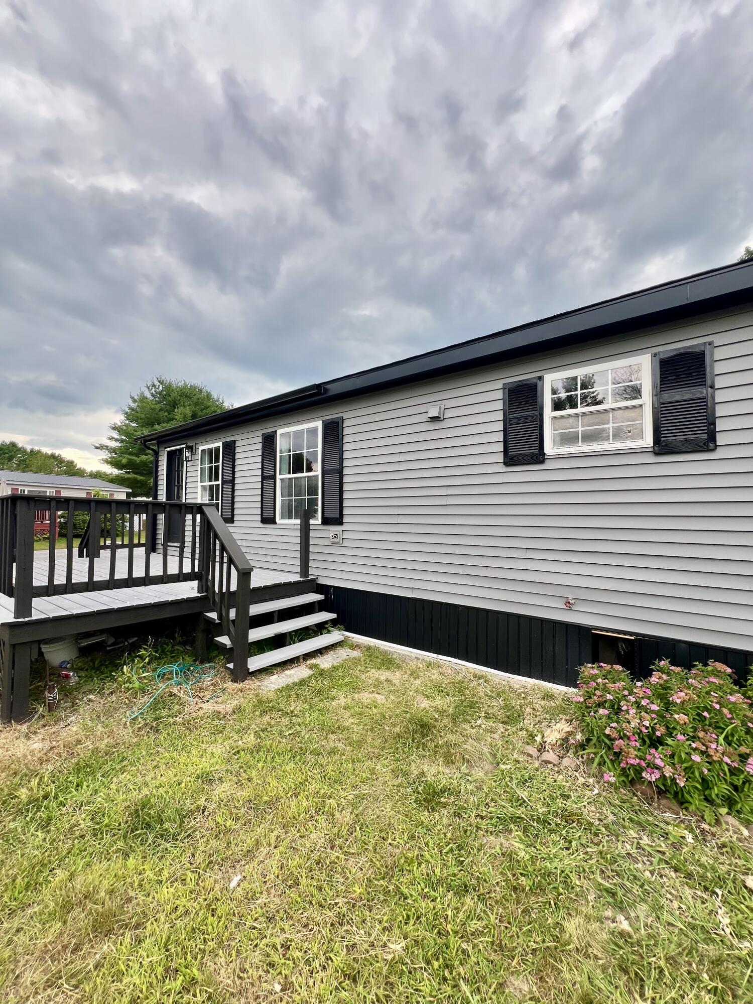 10 Circle Drive Lewiston ME 04240