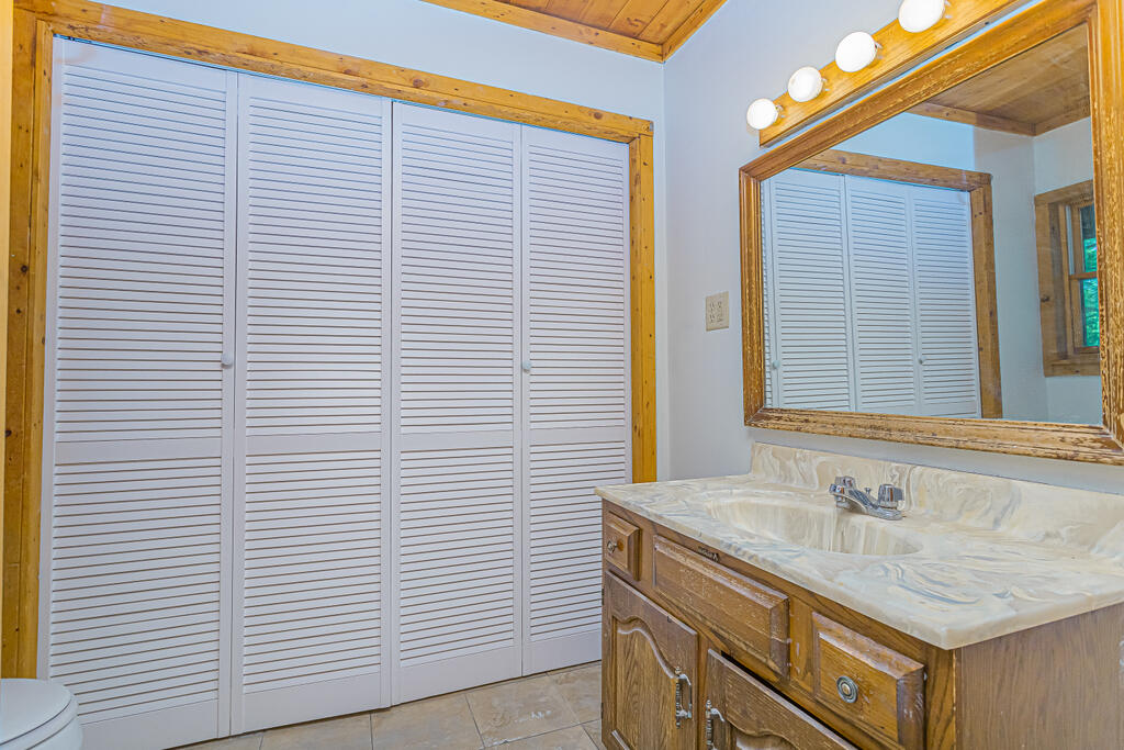 49 Norcross Hill Road Chesterville ME 04938