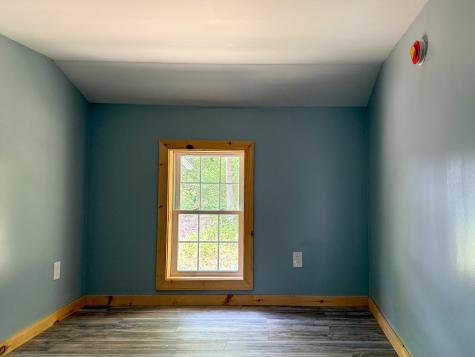 21 Coolidge Road Dixfield ME 04224