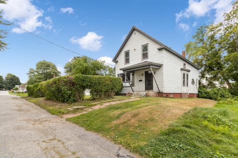 17 Fulton Street Auburn ME 04210