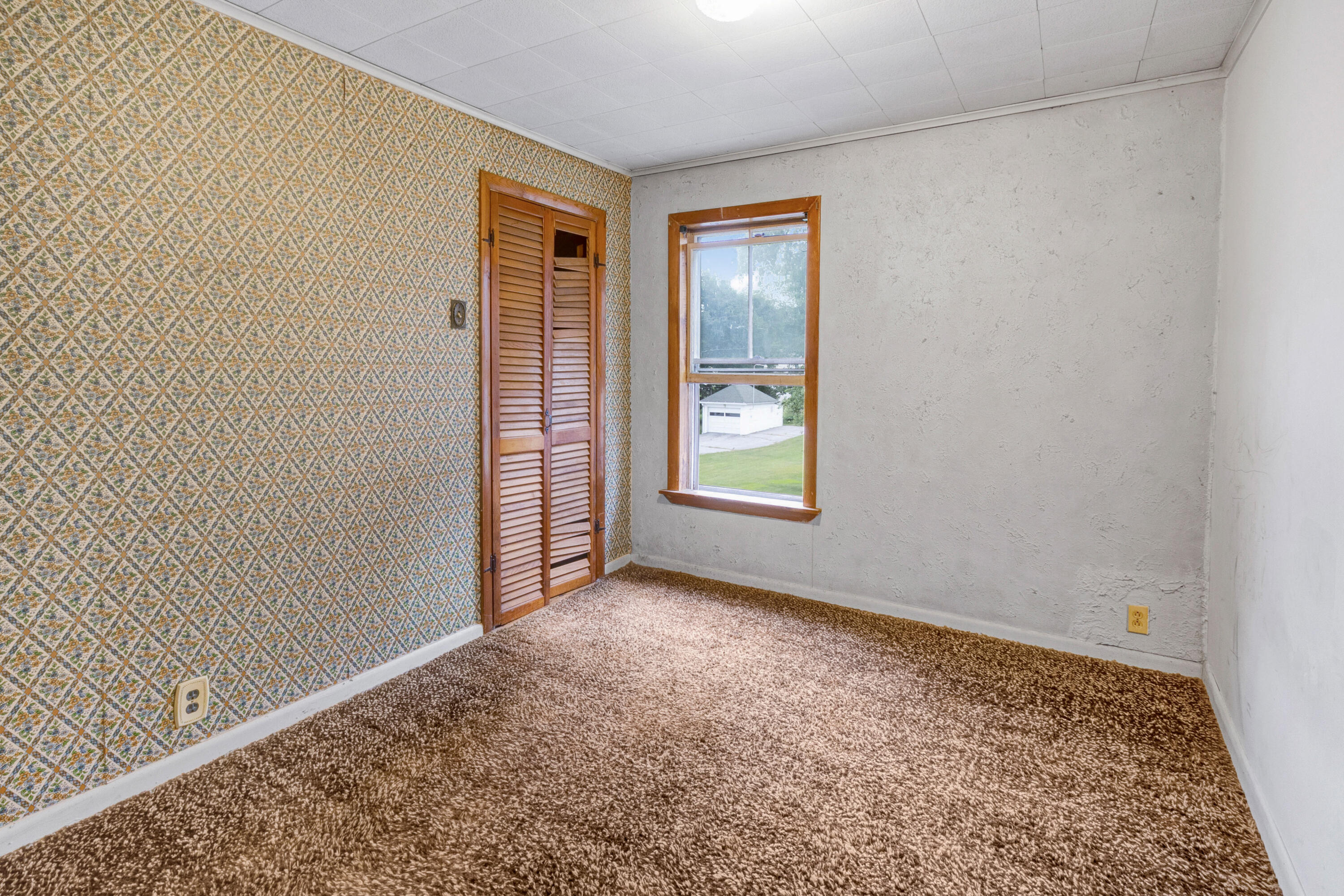 17 Fulton Street Auburn ME 04210