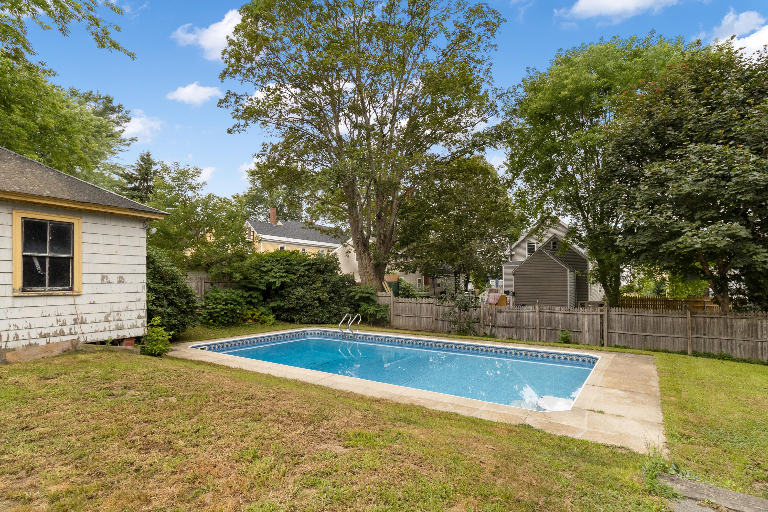 17 Fulton Street Auburn ME 04210