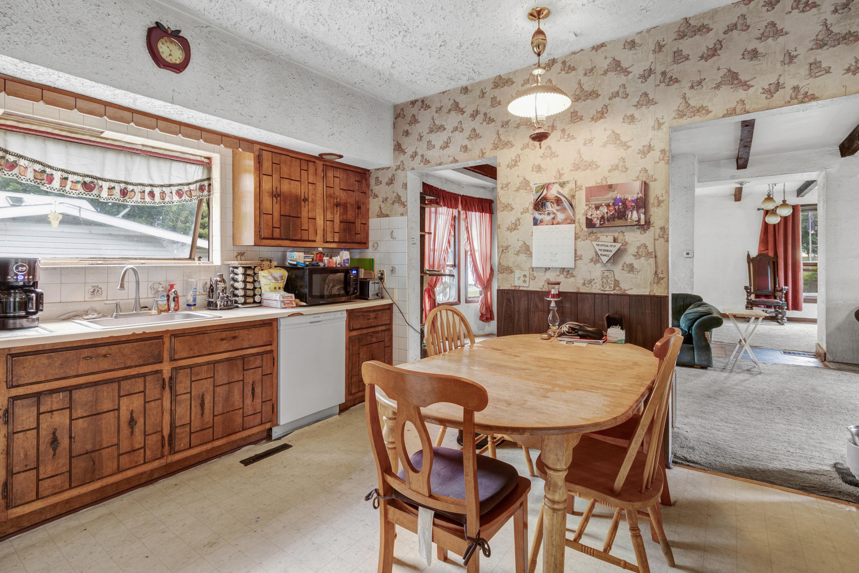 17 Fulton Street Auburn ME 04210