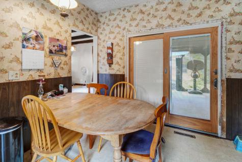 17 Fulton Street Auburn ME 04210