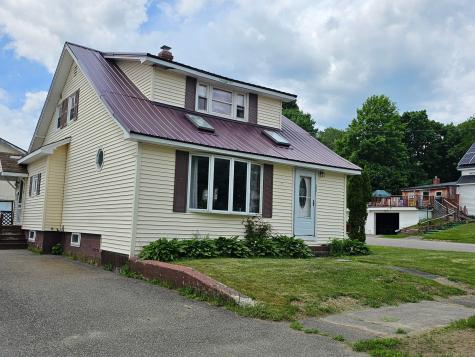 22 Pine Street East Millinocket ME 04430