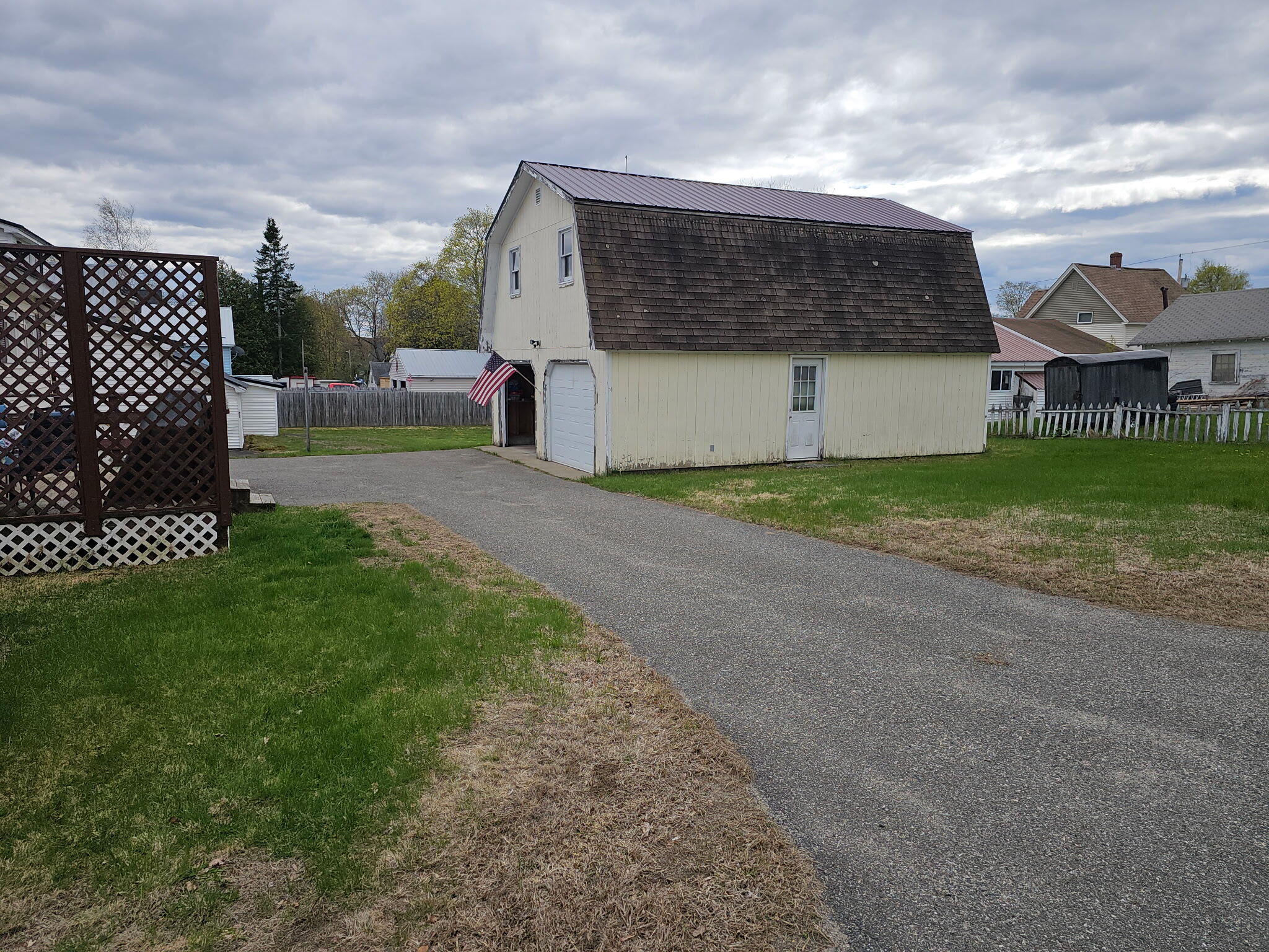 22 Pine Street East Millinocket ME 04430