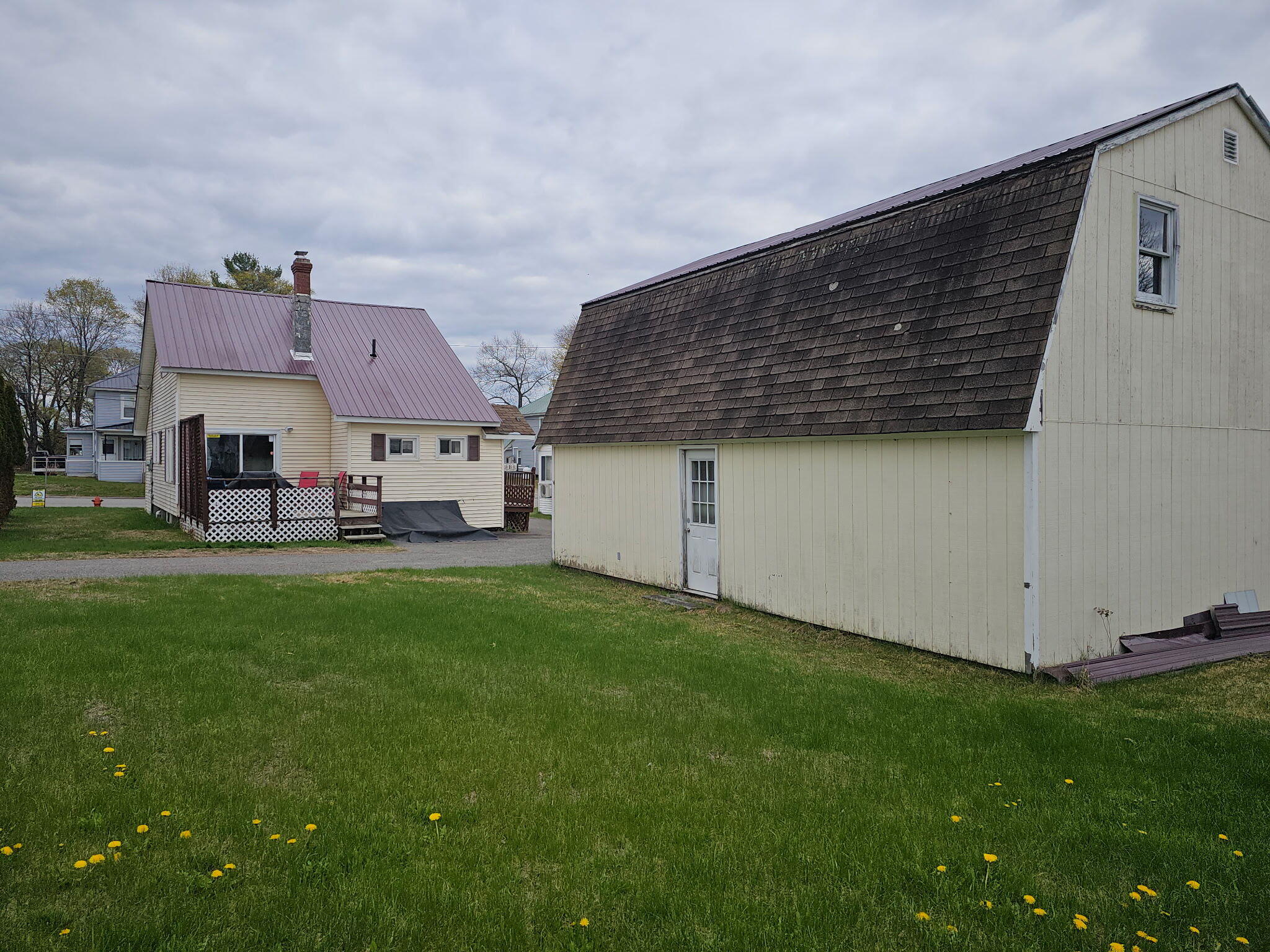 22 Pine Street East Millinocket ME 04430