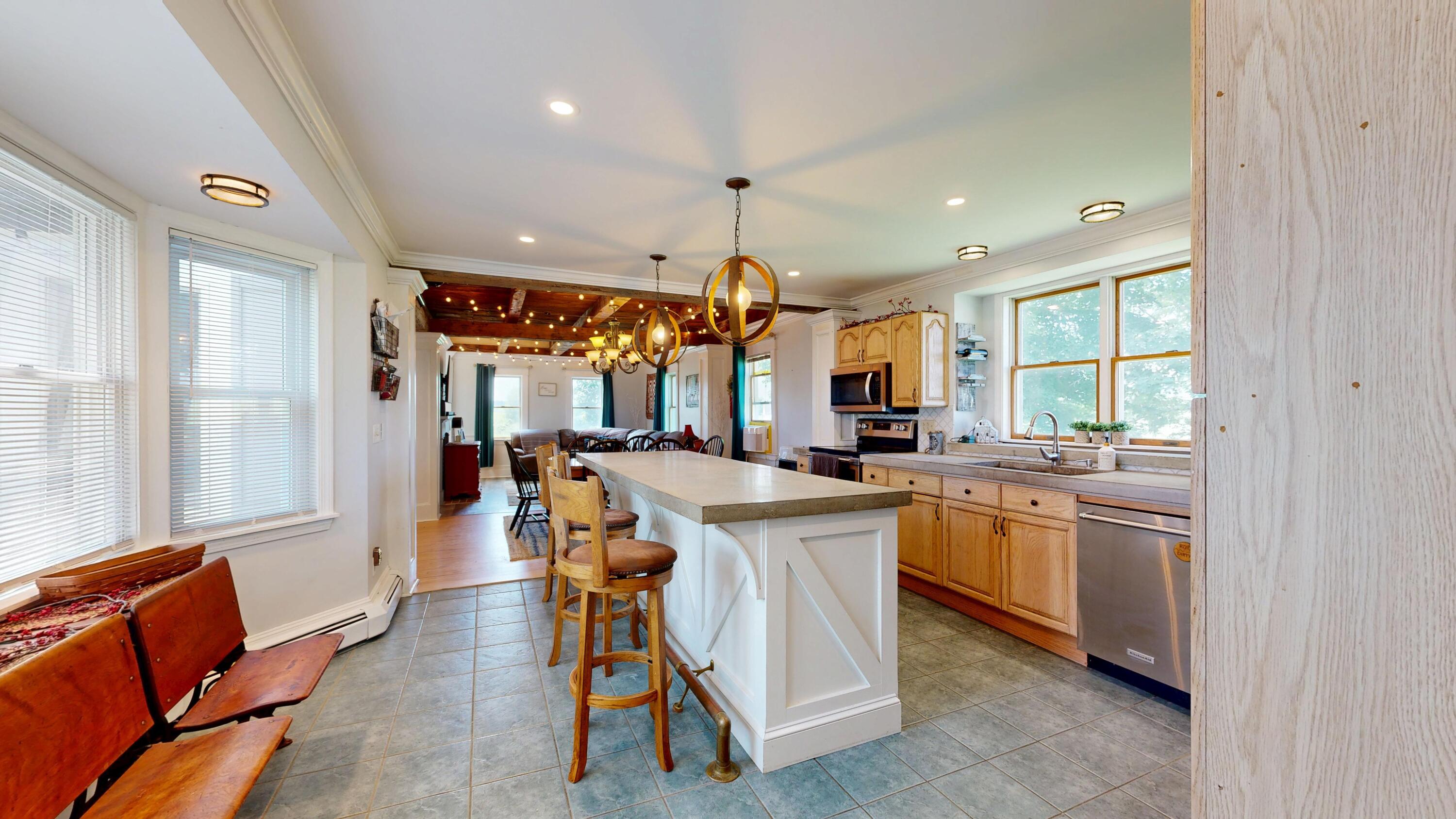 1011 North River Road Auburn ME 04210