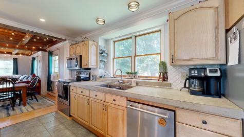 1011 North River Road Auburn ME 04210