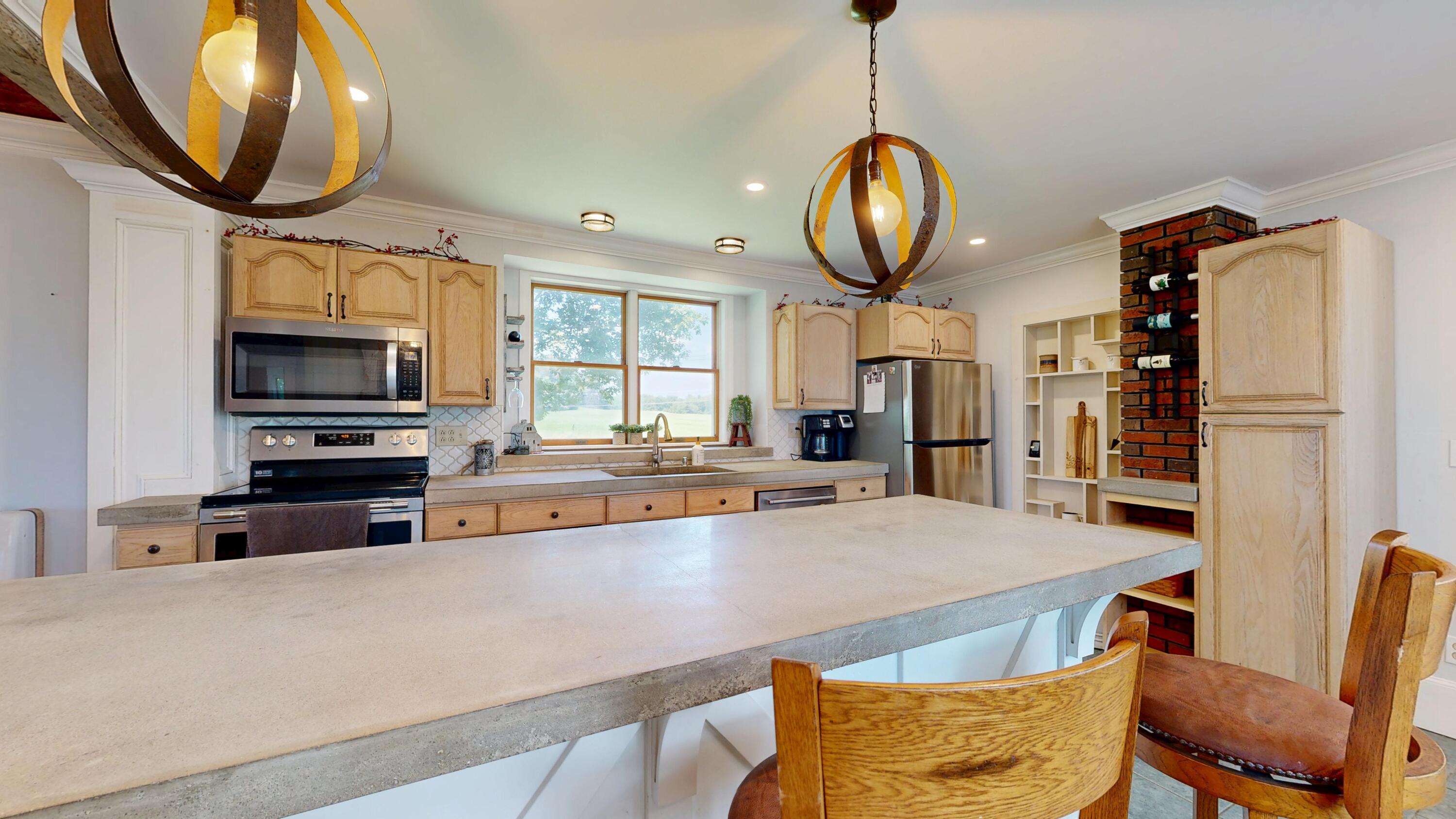 1011 North River Road Auburn ME 04210