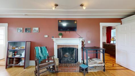 1011 North River Road Auburn ME 04210