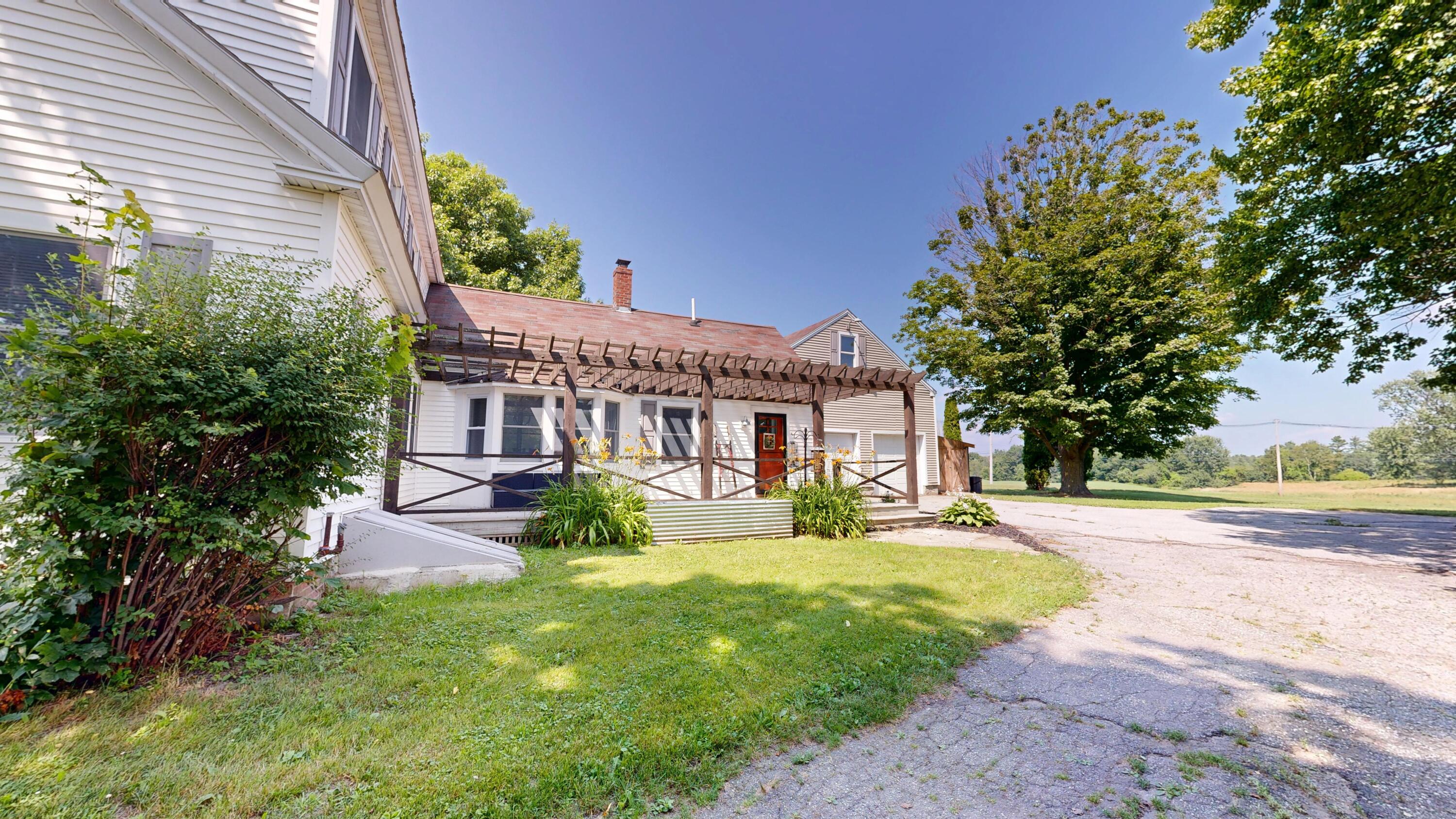 1011 North River Road Auburn ME 04210