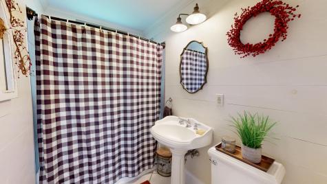 1011 North River Road Auburn ME 04210