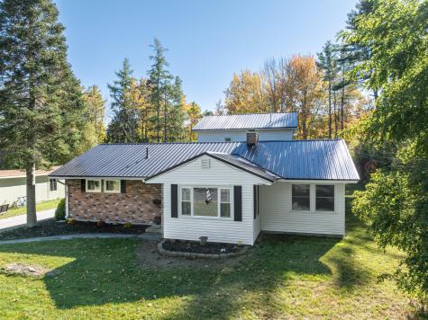 22 Westwood Drive Orono ME 04473