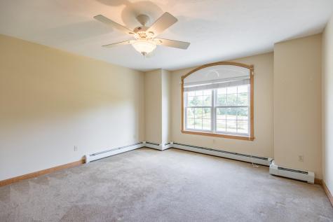 1 Julias Way Brunswick ME 04011