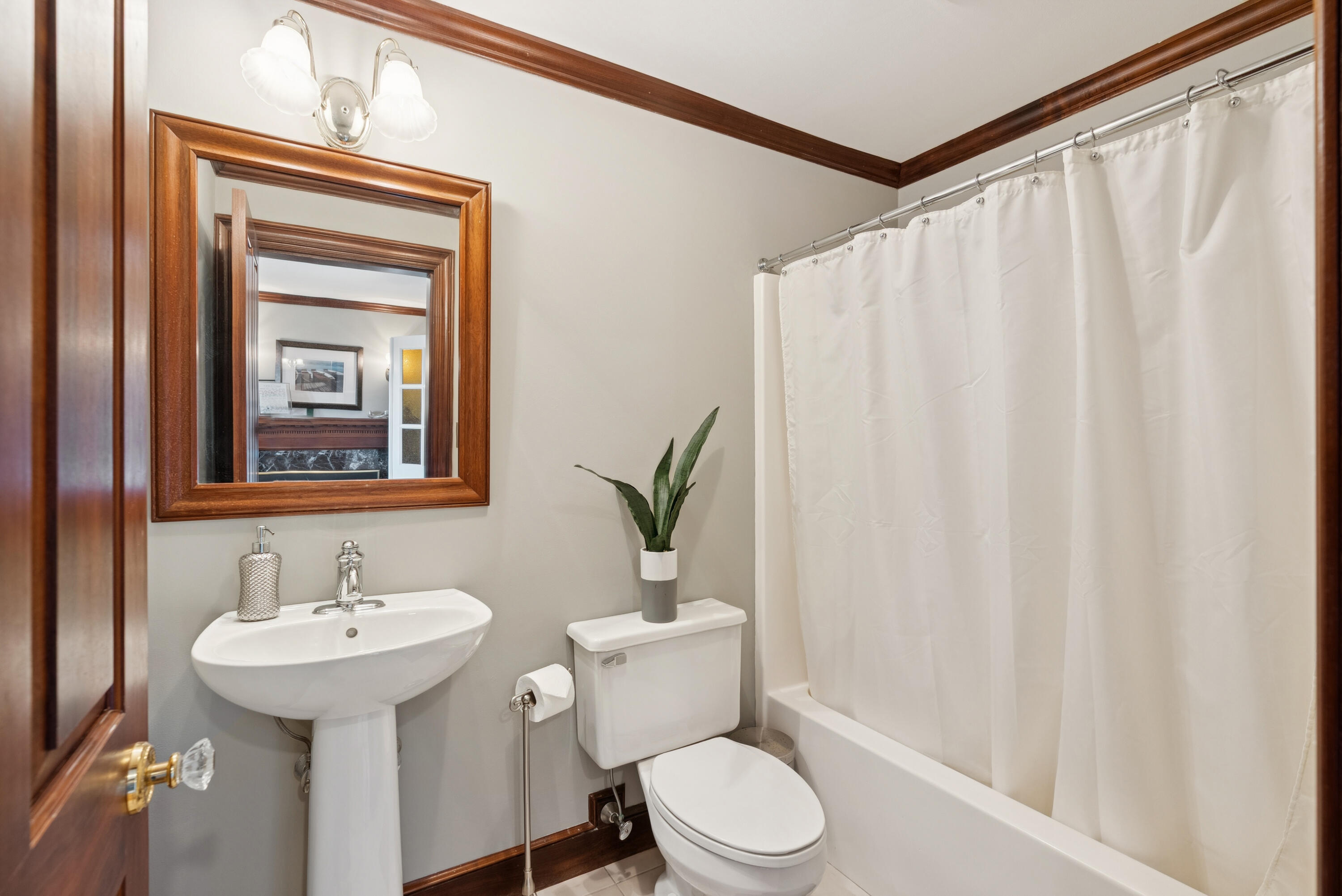 60 Ocean Avenue Kennebunkport ME 04046