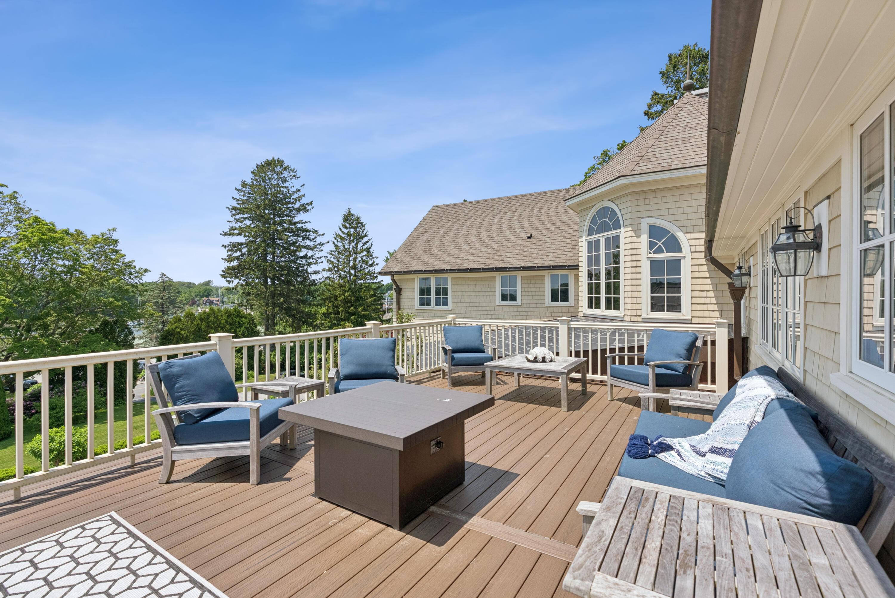 60 Ocean Avenue Kennebunkport ME 04046