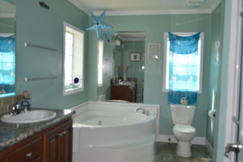 7 Portland Way Auburn ME 04210