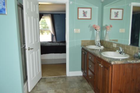 7 Portland Way Auburn ME 04210