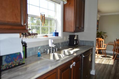 7 Portland Way Auburn ME 04210