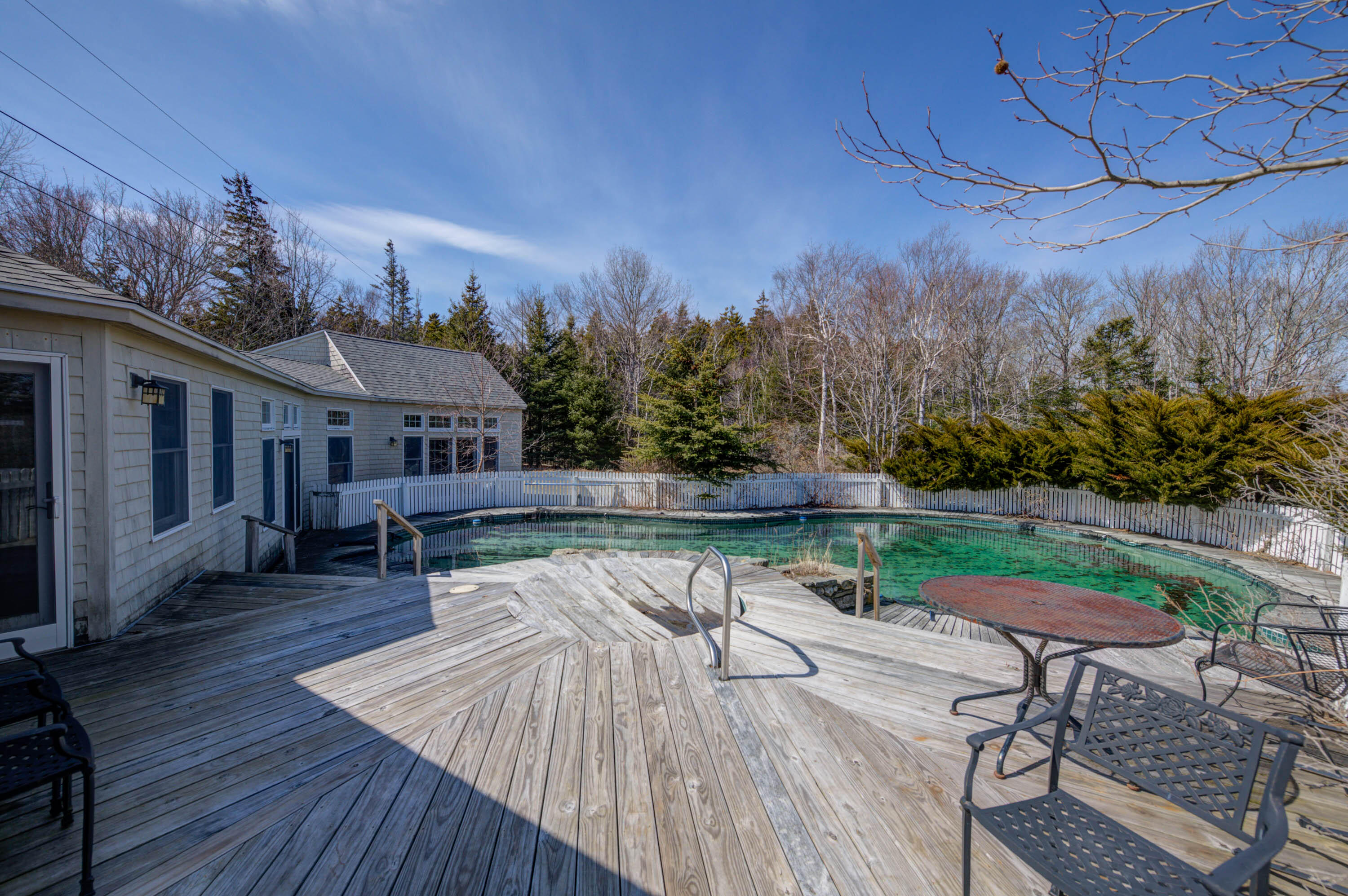 95 Pumpkin Cove Road Bristol ME 04554