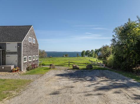 2813 Atlantic Highway Lincolnville ME 04849
