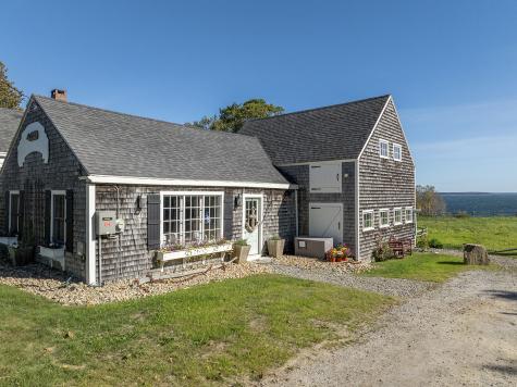 2813 Atlantic Highway Lincolnville ME 04849