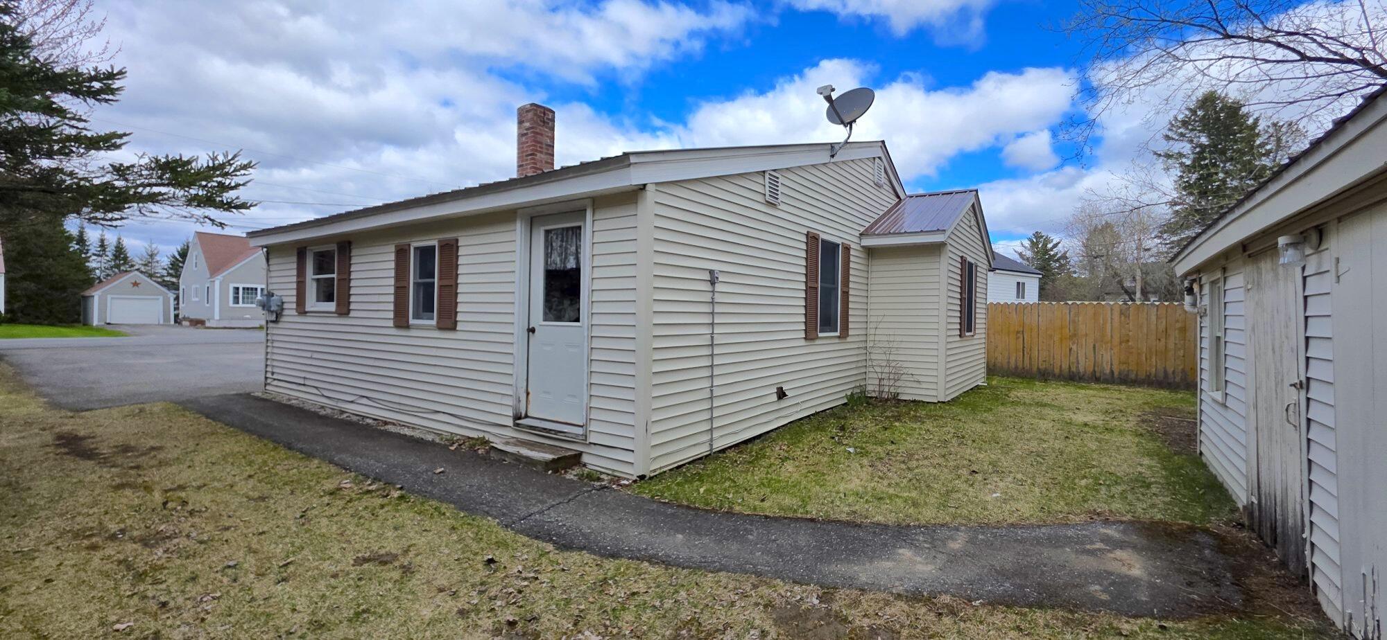 29 Elizabeth Street Presque Isle ME 04769