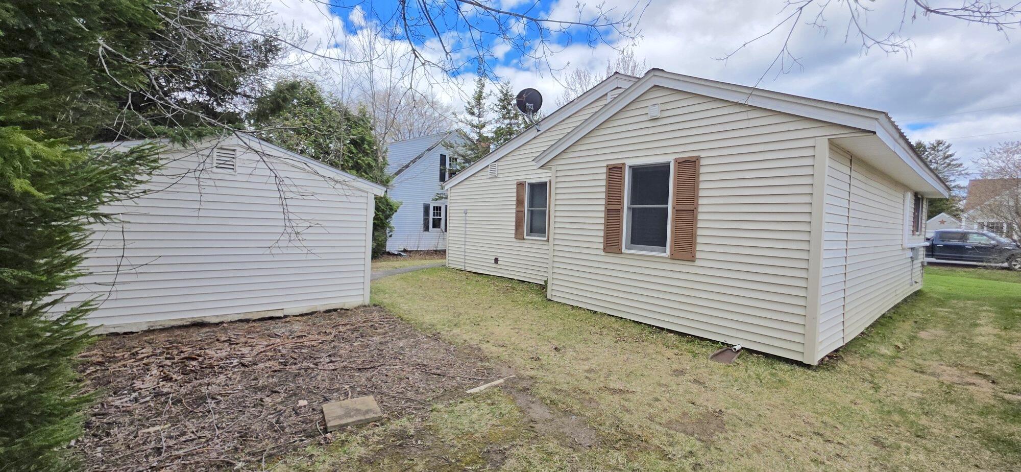 29 Elizabeth Street Presque Isle ME 04769