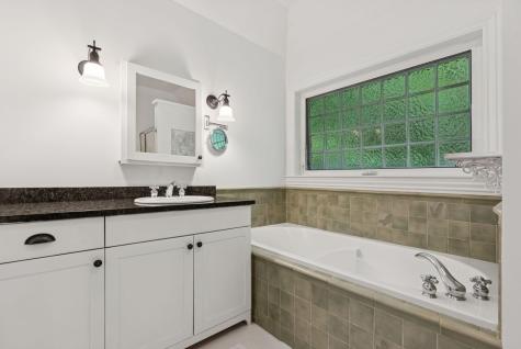 2 Landing Road Saco ME 04072