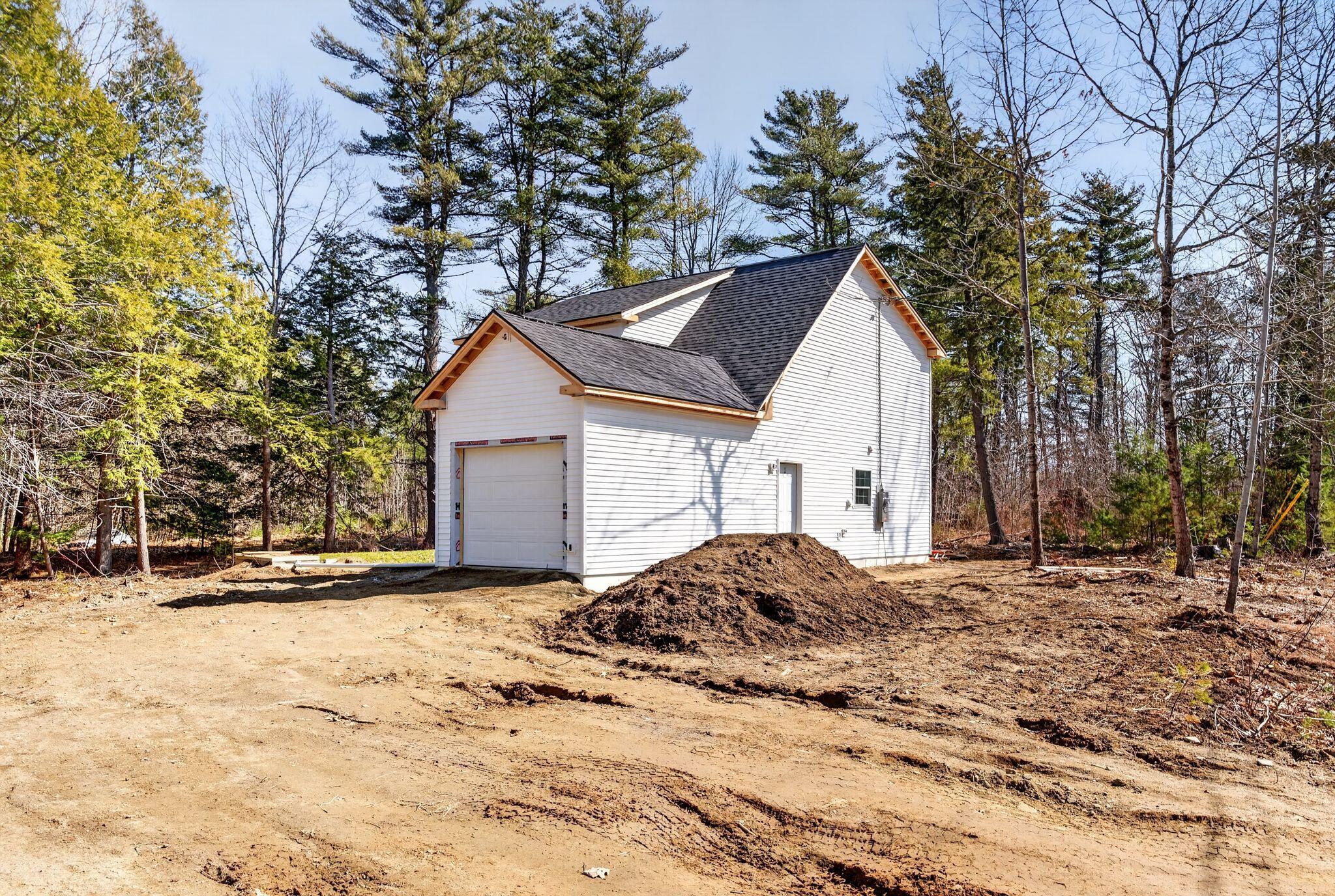 33 Pinecrest Lane Pittston ME 04345