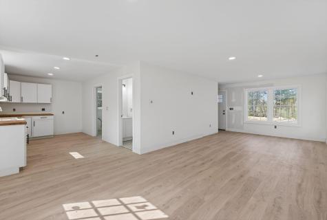 33 Pinecrest Lane Pittston ME 04345