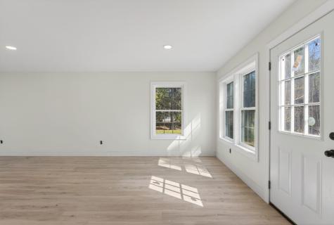 33 Pinecrest Lane Pittston ME 04345