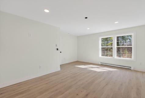 33 Pinecrest Lane Pittston ME 04345