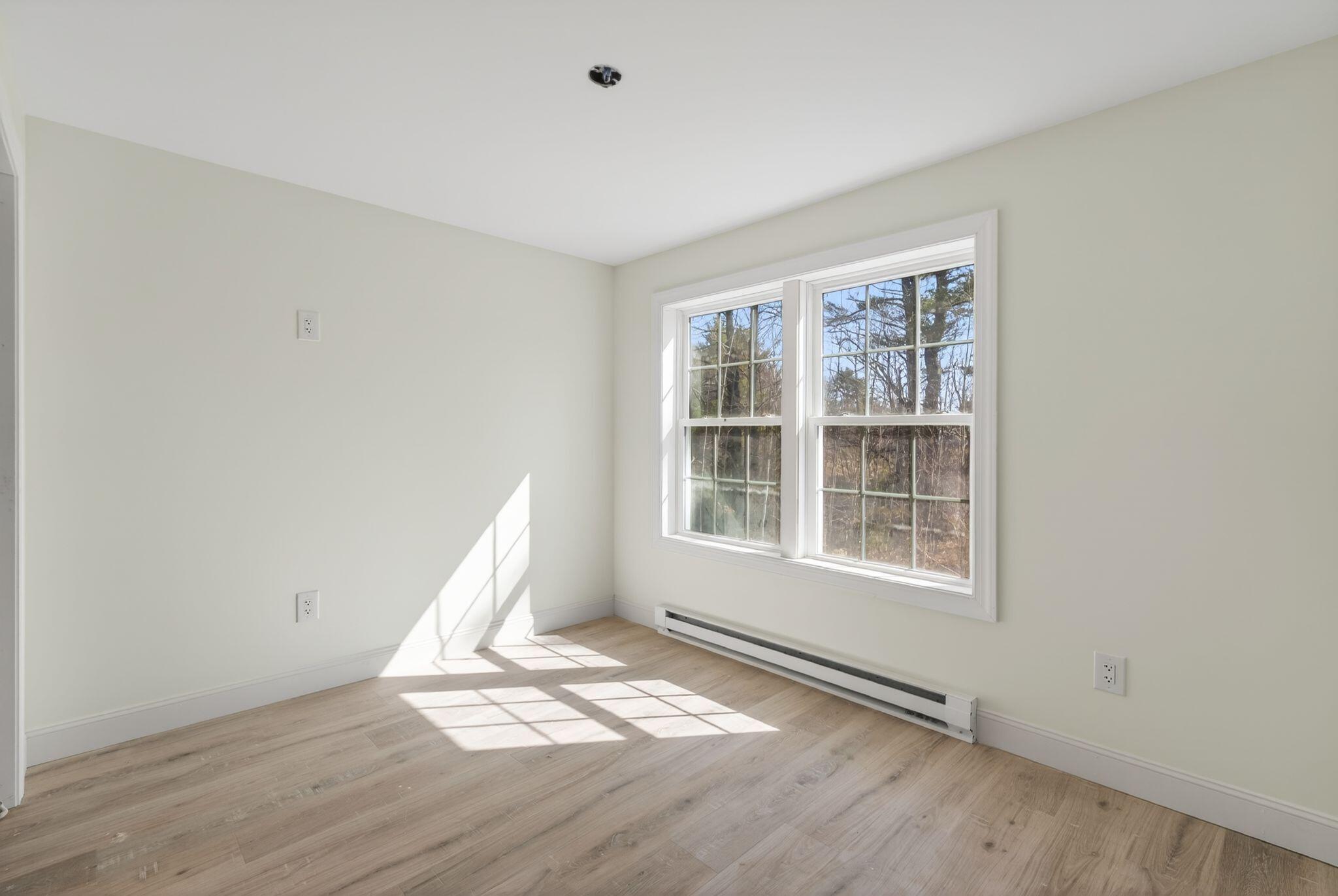 33 Pinecrest Lane Pittston ME 04345