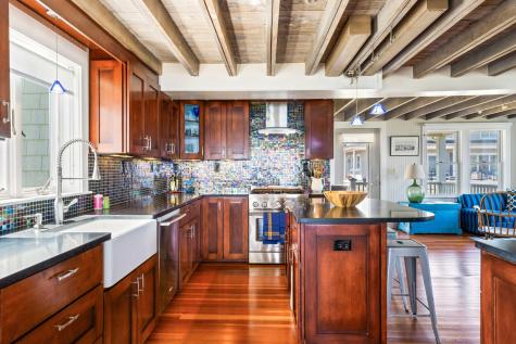 7 Dyer Lane Cape Elizabeth ME 04107